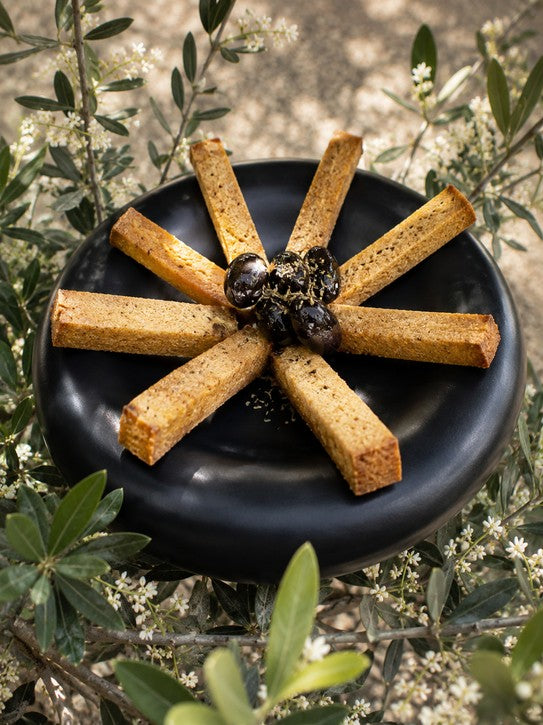 Frites de Panisse aux Olives Noires & Thym – suggestion de présentation à l’assiette